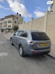מיצובישי אאוטלנדר Instyle אוט' 7 מק' 2.0 (150 כ"ס) בנזין 2015 למכיר