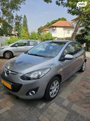 מאזדה H Dynamic אוט' 1.5 (103 כ"ס) בנזין 2015 למכירה ברעננה