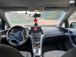 אופל אסטרה Berlina Enjoy סדאן אוט' 1.4 (140 כ"ס) בנזין 2016 למכירה בח