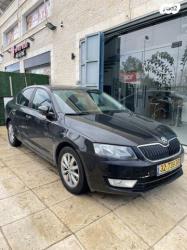 סקודה אוקטביה Style אוט' 1.4 (150 כ"ס) בנזין 2016 למכירה במעלה אד