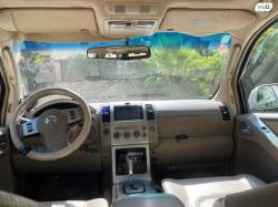 ניסאן פאת'פיינדר 4X4 LE אוט' דיזל 7 מק' 2.5 (171 כ''ס) דיזל 2007 למכ