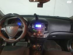 יונדאי i30CW Inspire סטיישן אוט' 1.6 (126 כ''ס) בנזין 2010 למכירה בפת