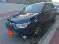 מיצובישי אאוטלנדר Instyle אוט' 7 מק' 2.0 (150 כ"ס) בנזין 2013 למכיר