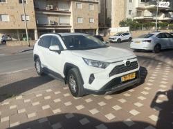 טויוטה RAV4 ארוך 4X2 Experience אוט' 2.0 (175 כ''ס) בנזין 2020 למכירה בק
