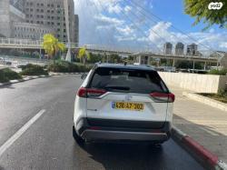 טויוטה RAV4 ארוך Extreme אוט' 2.0 (175 כ''ס) בנזין 2021 למכירה בפתח ת