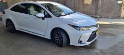 טויוטה קורולה הייבריד Limited סדאן אוט' 1.8 (98 כ''ס) בנזין 2022 ל