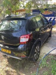 דאצ'יה סנדרו Stepway Laureate ידני טורבו בנזין 0.9 (90 כ"ס) בנזין 201