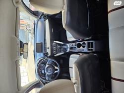 מאזדה H Pure White אוט' 1.5 (112 כ"ס) בנזין 2016 למכירה בכפר סבא