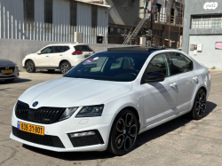 סקודה אוקטביה RS RS אוט' 2.0 (245 כ"ס) בנזין 2019 למכירה בראשון ל