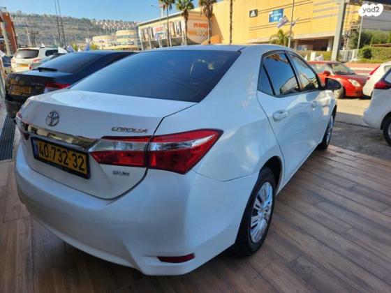 טויוטה קורולה Sun אוט' 1.6 (132 כ"ס) בנזין 2015 למכירה בחיפה
