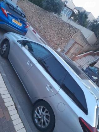טויוטה אוריס הייבריד TS Sky סטיישן הייבריד אוט' 1.8 (99 כ"ס) בנזין 2017 למכירה בעץ אפרים