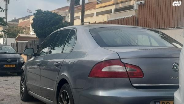 סקודה סופרב (עד 2019) Ambition אוט' 1.8 (160 כ''ס) בנזין 2012 למכירה בנתניה