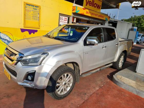 איסוזו 4X4 D-MAX 4X4 LS דאבל קבינה אוט' דיזל 1.9 (163 כ"ס) דיזל 2019 למכירה בקלנסווה
