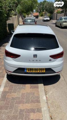 סיאט לאון FR FL אוט' 5 דל' 1.4 (150 כ"ס) בנזין 2018 למכירה בעפולה