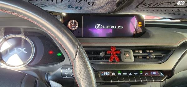 לקסוס UX UX250H F-Sport MI הייבריד אוט' 2.0 (152 כ''ס) בנזין 2021 למכירה בקרית מוצקין