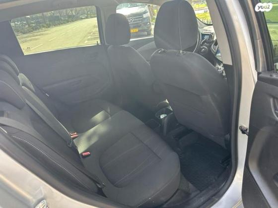 שברולט סוניק LS הצ'בק אוט' 1.4 (101 כ''ס) בנזין 2011 למכירה בנתניה