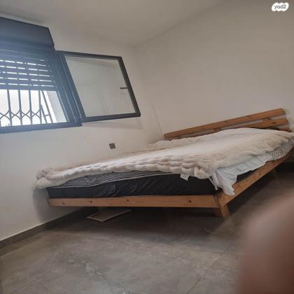 אליהו מרידור 75 (פסגת זאב מזרח)