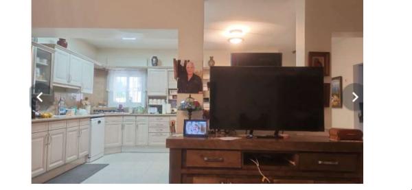 דוד ניב 8 (פסגת זאב מערב)