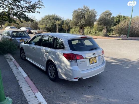 סובארו B4 4X4 Top Style סטיישן אוט' 2.0 (150 כ''ס) בנזין 2011 למכירה באשחר