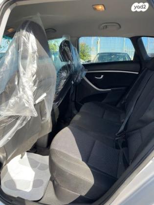 יונדאי i30 Inspire סטיישן אוט' 1.6 (135 כ"ס) בנזין 2013 למכירה בתל אביב יפו