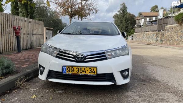 טויוטה קורולה GLI-FL אוט' 1.6 (132 כ''ס) [2013-2016] בנזין 2016 למכירה בקלע
