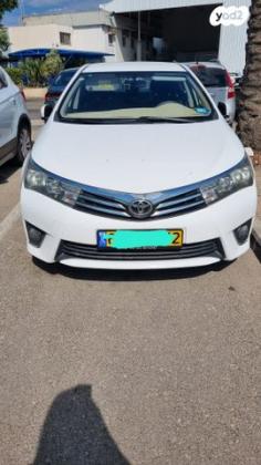 טויוטה קורולה GLI-FL אוט' 1.6 (132 כ''ס) [2013-2016] בנזין 2014 למכירה בנהריה
