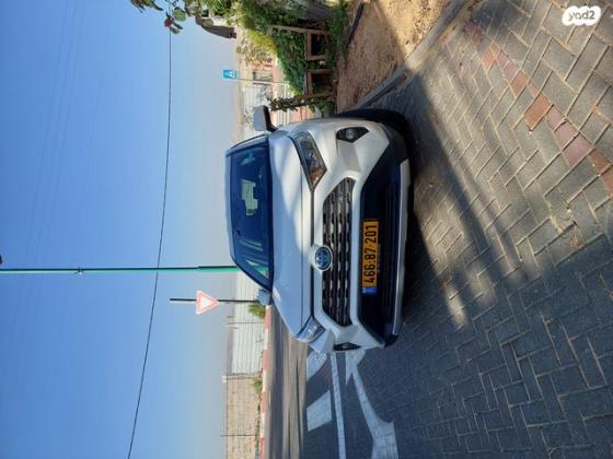 טויוטה RAV4 הייבריד E-xperience הייבריד 5 דל' אוט' 2.5 (178 כ''ס) בנזין 2019 למכירה בפתח תקווה