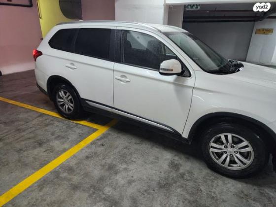 מיצובישי אאוטלנדר Intense אוט' 7 מק' 2.0 (150 כ"ס) בנזין 2019 למכירה במודיעין מכבים רעות