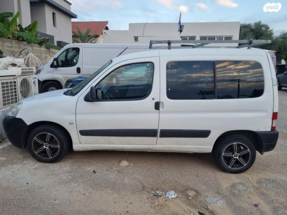 פיג'ו פרטנר דור 2 (2008-2017) HDI XRN ידני 1.4 (75 כ''ס) בנזין 2011 למכירה בגן יבנה