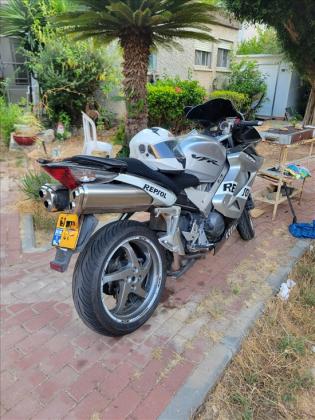 הונדה VFR750/800 יד 5 2007 | 61000 ק"מ