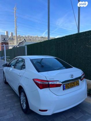 טויוטה קורולה Sun אוט' 1.6 (132 כ"ס) בנזין 2015 למכירה בחיפה