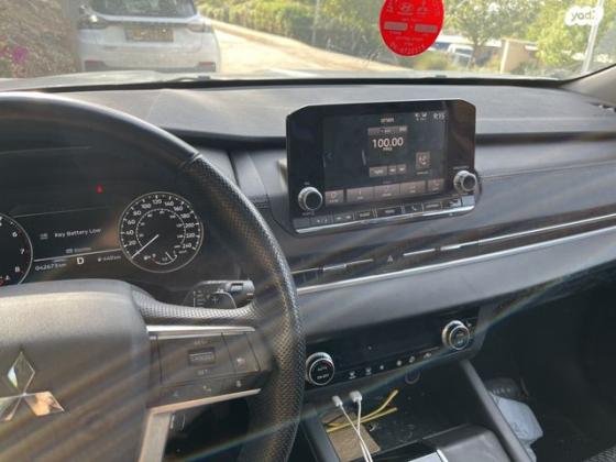 מיצובישי אאוטלנדר Instyle אוט' 7 מק' 2.5 (181 כ"ס) בנזין 2021 למכירה במעלה גמלא