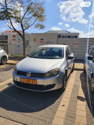 פולקסווגן גולף Trendline ידני 5 דל' 1.6 (102 כ"ס) בנזין 2009 למכירה בחולון
