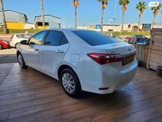 טויוטה קורולה Sun אוט' 1.6 (132 כ"ס) בנזין 2015 למכירה בחיפה