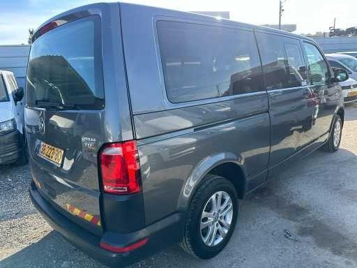 פולקסווגן טרנספורטר מסחרי/נוסעים Kombi ארוך אוט' דיזל 2 מק' 3 דל' 2.0 (150 כ"ס) דיזל 2017 למכירה בציפורי