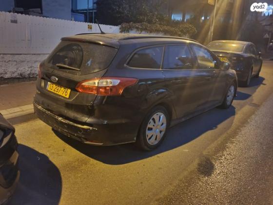 פורד פוקוס Trend סטיישן אוט' 1.6 (125 כ''ס) בנזין 2013 למכירה בבני ברק