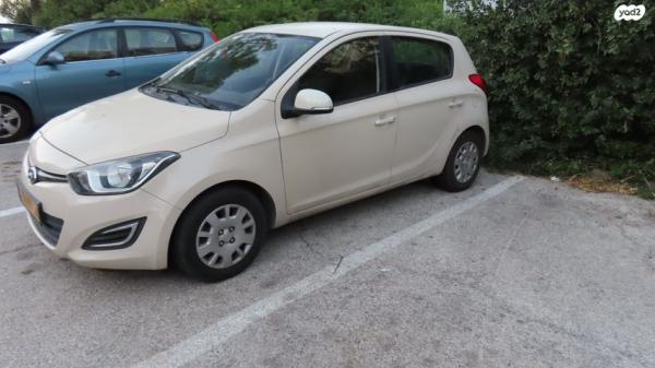 יונדאי i20 Insight ידני 1.2 (85 כ"ס) בנזין 2014 למכירה בירושלים