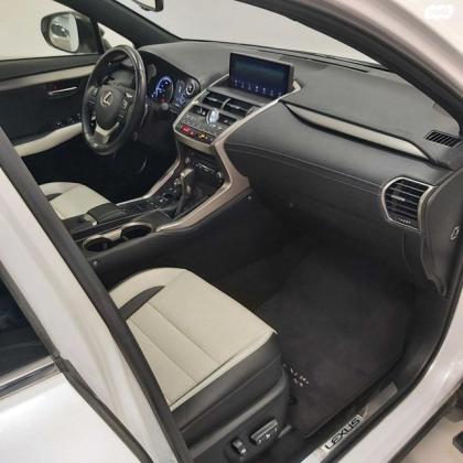 לקסוס NX F-Sport MI אוט' 2.5 (155 כ''ס) בנזין 2020 למכירה בפתח תקווה