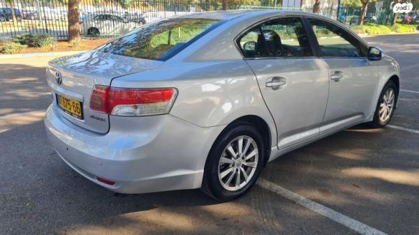 טויוטה אוונסיס אוט' 2.0 (152 כ"ס) [2009-2015] בנזין 2009 למכירה בנתניה