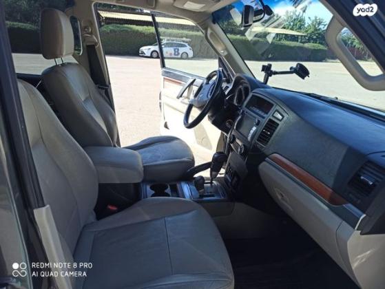 מיצובישי פג'רו ארוך 4X4 Dakar אוט' דיזל 7 מק' 3.2 (200 כ''ס) דיזל 2012 למכירה בפארק תעשיות עמק חפר