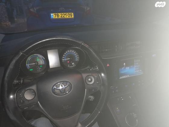 טויוטה אוריס הייבריד TS Sky סטיישן הייבריד אוט' 1.8 (99 כ"ס) בנזין 2017 למכירה בעץ אפרים