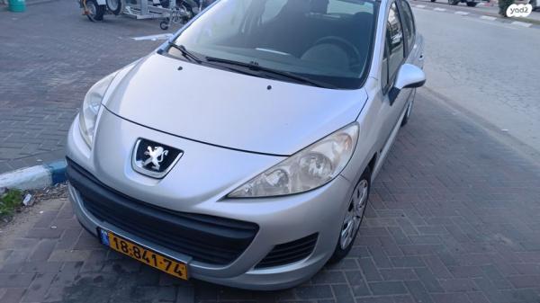 פיג'ו 207 Trendy אוט' 1.6 (120 כ"ס) בנזין 2011 למכירה בחדרה
