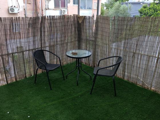 האיסיים 1 (שכונה ד)