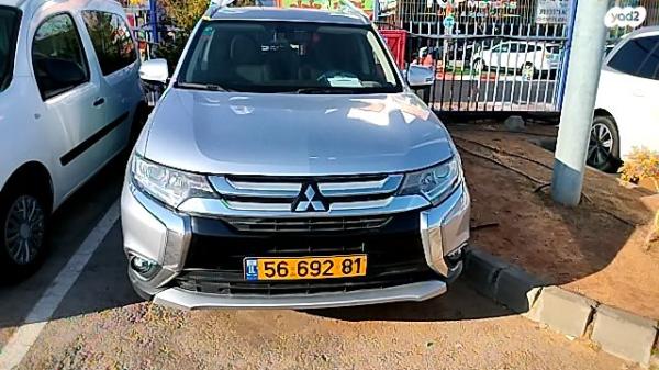 מיצובישי אאוטלנדר Intense אוט' 5 מק' 2.0 (150 כ"ס) בנזין 2017 למכירה ב
