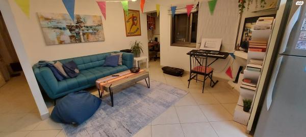 חרות 10 (שכונת הגפן)