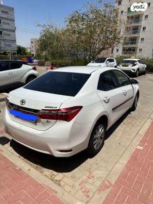 טויוטה קורולה GLI-FL אוט' 1.6 (132 כ''ס) [2013-2016] בנזין 2015 למכירה בבאר שבע