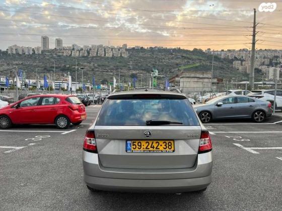 סקודה פאביה ספייס Ambition אוט' 1.2 (110 כ''ס) בנזין 2017 למכירה בחיפה