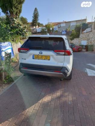 טויוטה RAV4 הייבריד E-xperience הייבריד 5 דל' אוט' 2.5 (178 כ''ס) בנזין 2019 למכירה בפתח תקווה