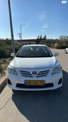 טויוטה קורולה Sun Plus 4 אוט' 1.6 (124 כ''ס) בנזין 2012 למכירה בברקן