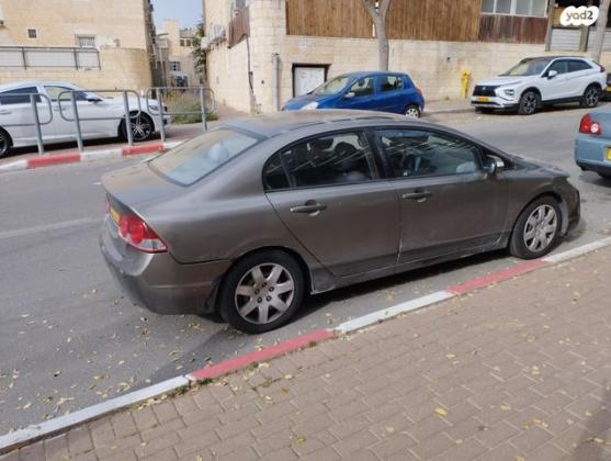 הונדה סיוויק סדאן החדשה LS אוט' 1.8 (140 כ''ס) בנזין 2007 למכירה בירושלים